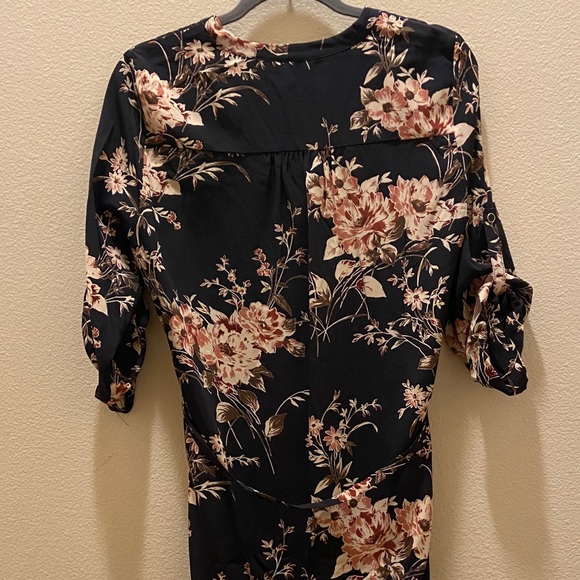 41 Hawthorn Floral Black Dress size medium - Picture 5 of 5